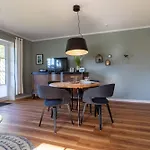 Suederpiep - 4 Individuelle Nahe Suedstrand Seestern - Stilvolles Erdgeschossdomizil Mit Terrasse * Böhl